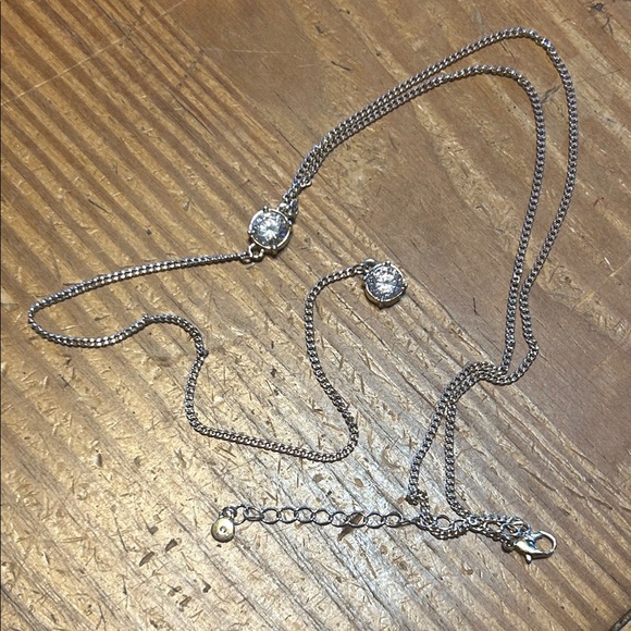 LC Lauren Conrad Gold Tone Necklace with rhinestone Pendant - Picture 8 of 9